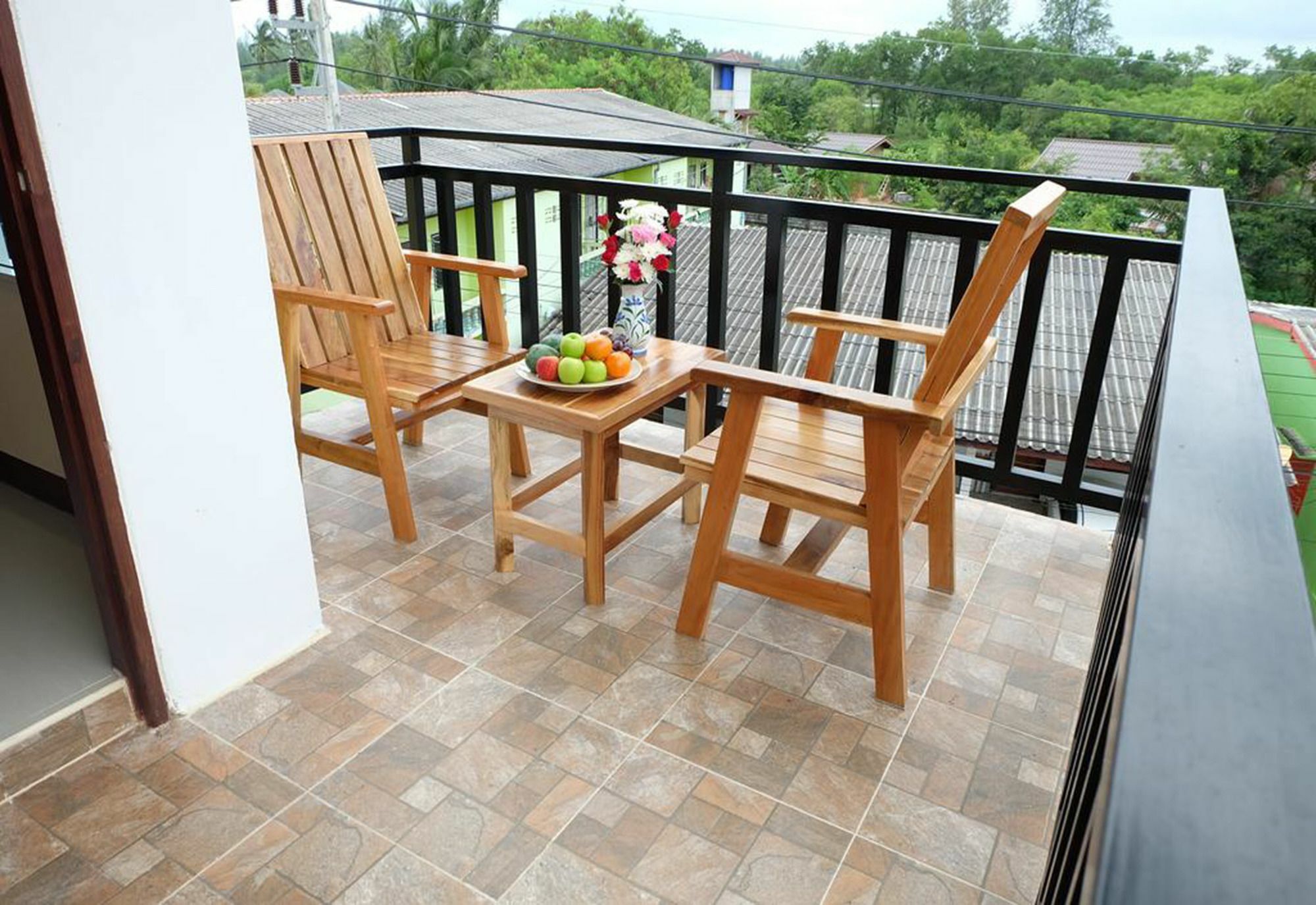 Chatin Guesthouse Khao Lak Exterior photo